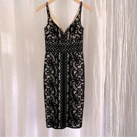 knee length dresses for ladies Black Le Stretch Lace Long Sleeve Dress main image 0
